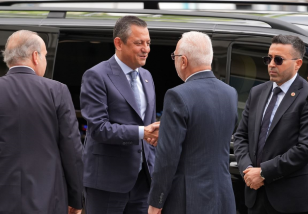 Cumhurbaşkanı Erdoğan ve CHP lideri Özel arasındaki görüşme başladı