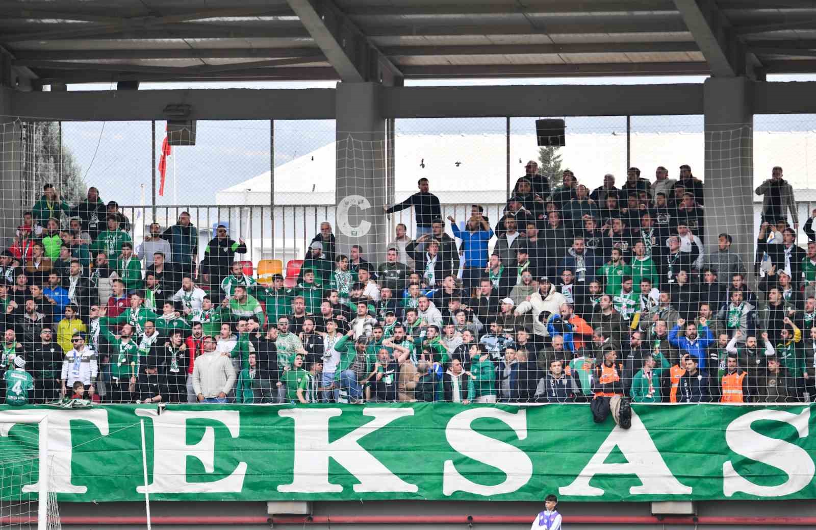 Bursaspora Deplasmanda Seyircisiz Oynama Cezası Verildi