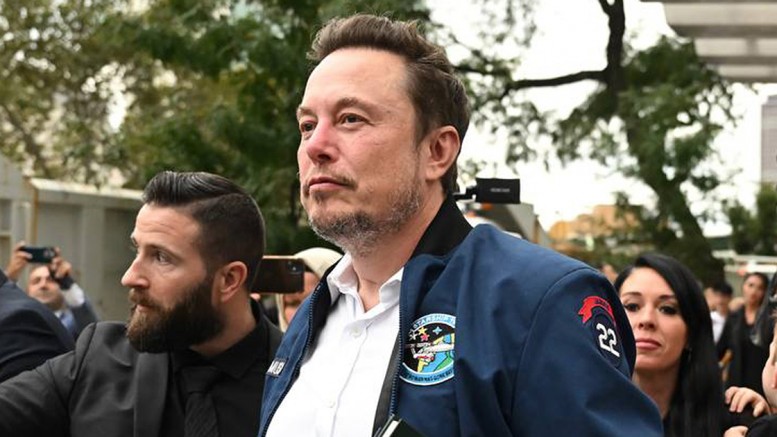 Elon Musk'un beyin çipi şirketi klinik deneye başlıyor