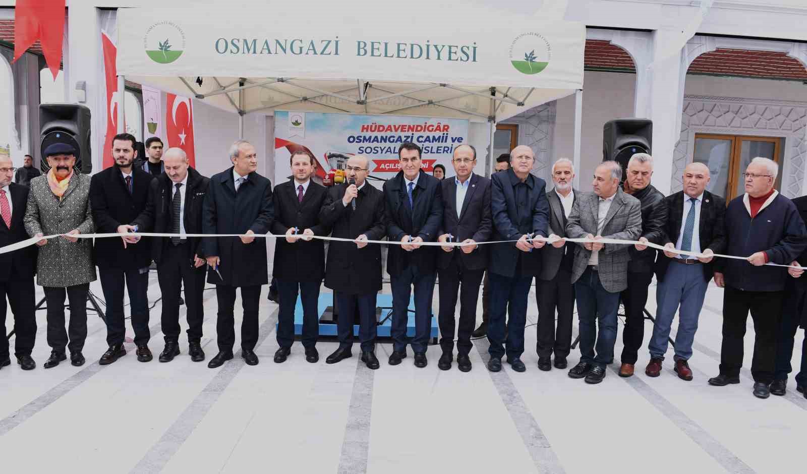 Hüdavendigâr Osmangazi Camii Dualarla İbadete Açıldı