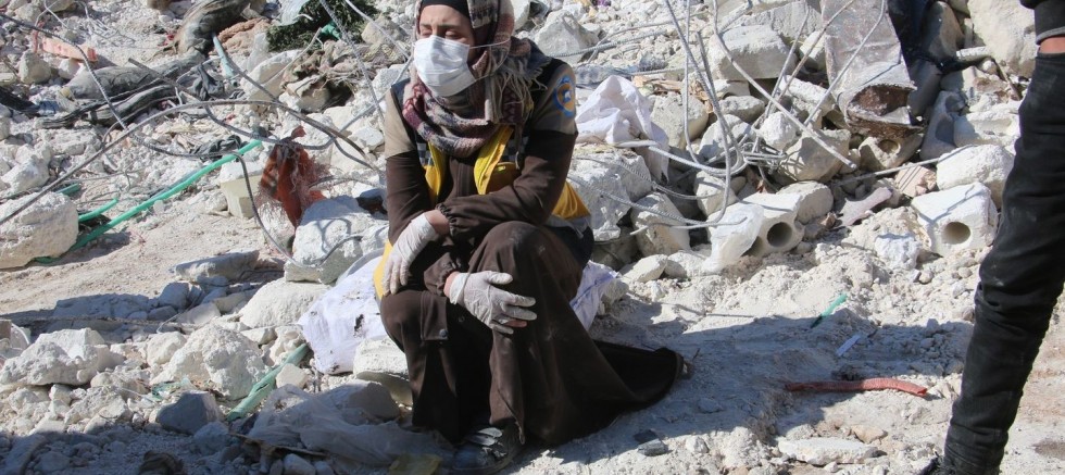 Suriye'de depremdeki can kaybı bin 347'ye ulaştı