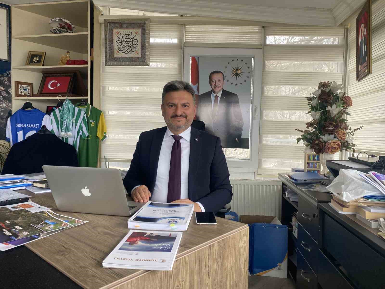 Ak Parti Mudanya İlçe Başkanı Orhan Samasttan Türkyılmaza Eleştiri