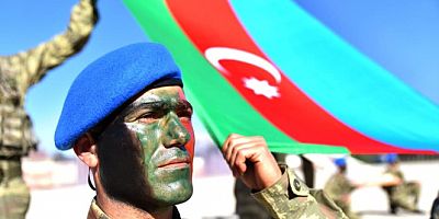 Azerbaycan Askerlerinin Komando Eğitimleri Tamamlandı