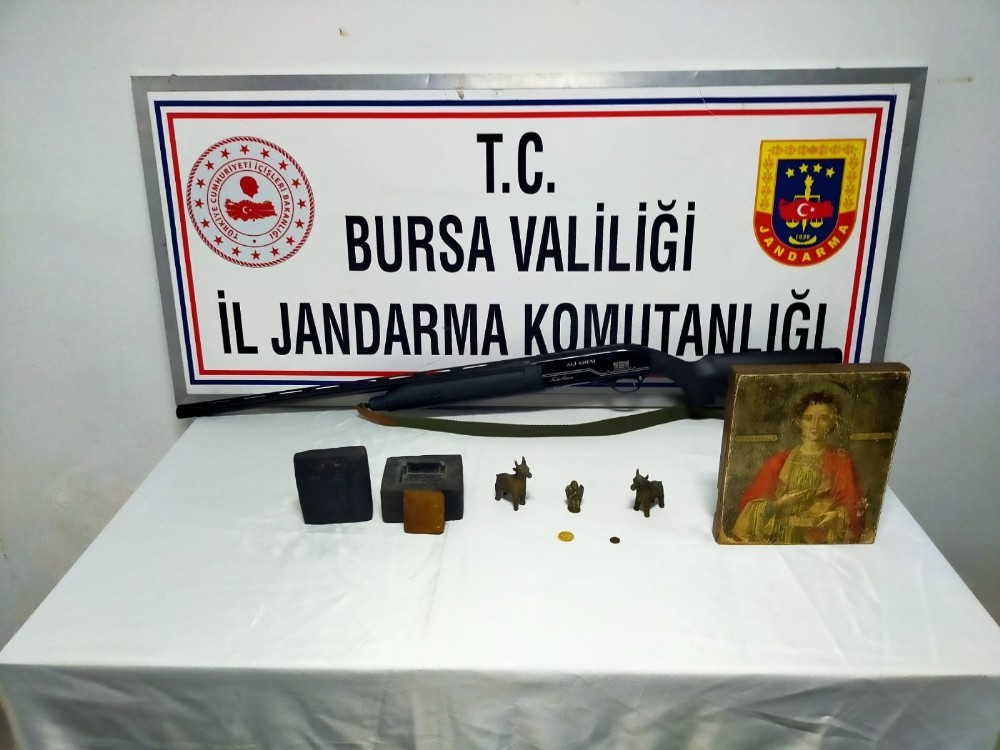 Bursa'da 1 Buçuk Milyon Değerinde Tarihi Eser Ele Geçirildi: 6 Gözaltı