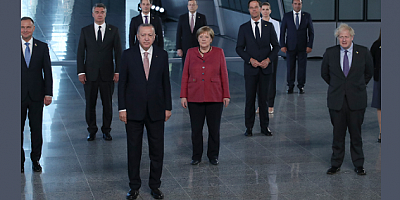 Cumhurbaşkanı Erdoğan NATO Liderler Zirvesi'nde Aile Fotoğrafı Çekildi