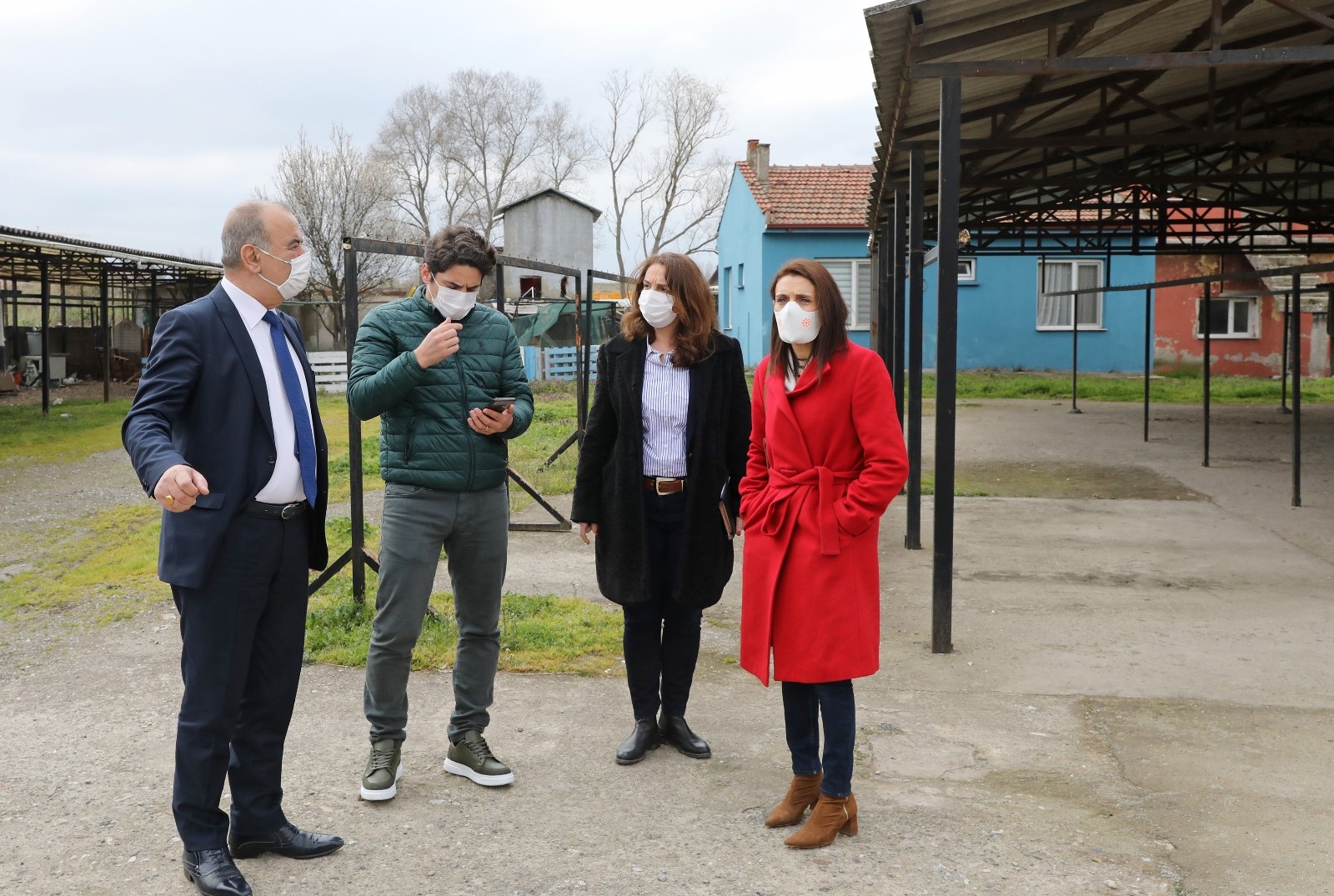 Mudanya'ya Sokak Hayvanları Rehabilitasyon Merkezi Ve Barınak