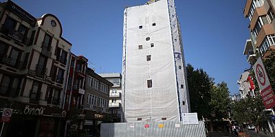 Tarihi saat kulesi restore ediliyor